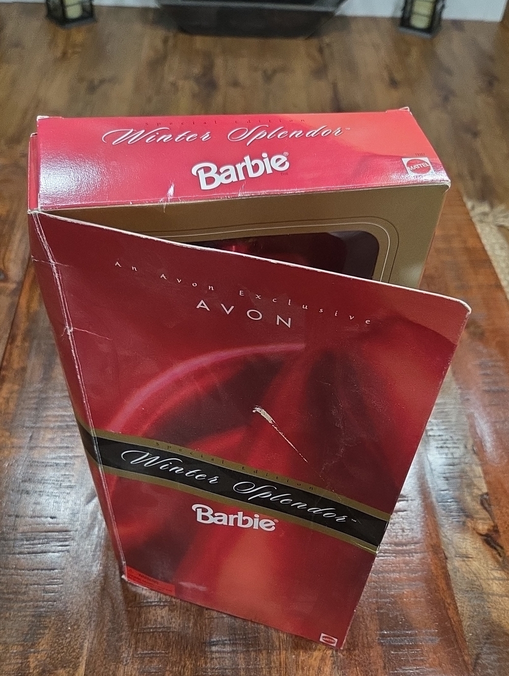 Winter Splendor Avon Barbie NIB - Picture 3 of 4